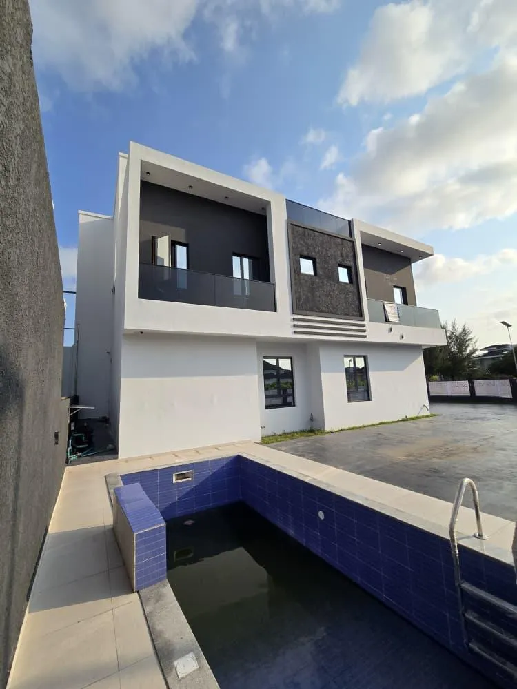 5 Bed Detached Duplex + BQ • Ajah7 • Ajah7