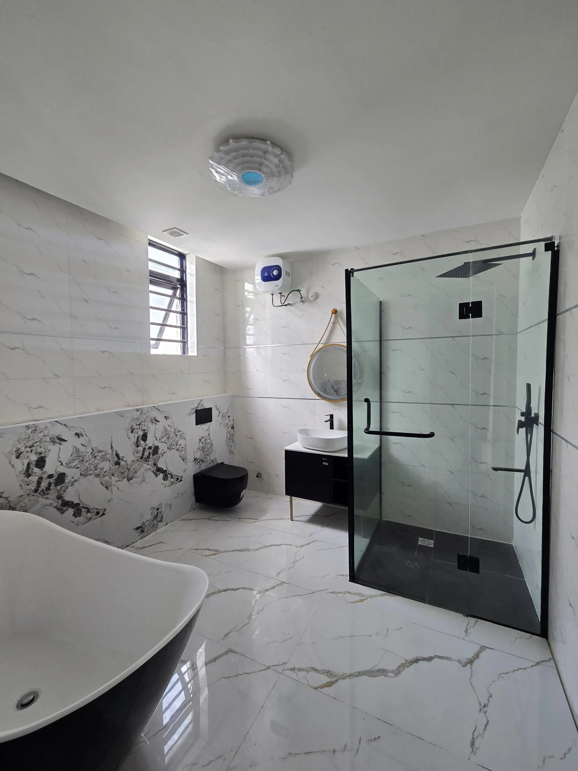 5 Bed Detached Duplex + BQ • Lekki Phase 1 image3