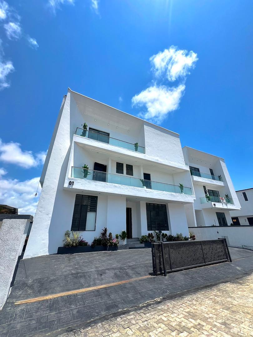 WhatsApp Image 2026-04-01 at 16.14.28