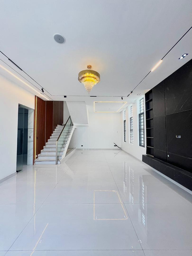 WhatsApp Image 2026-04-01 at 16.14.29 (1)