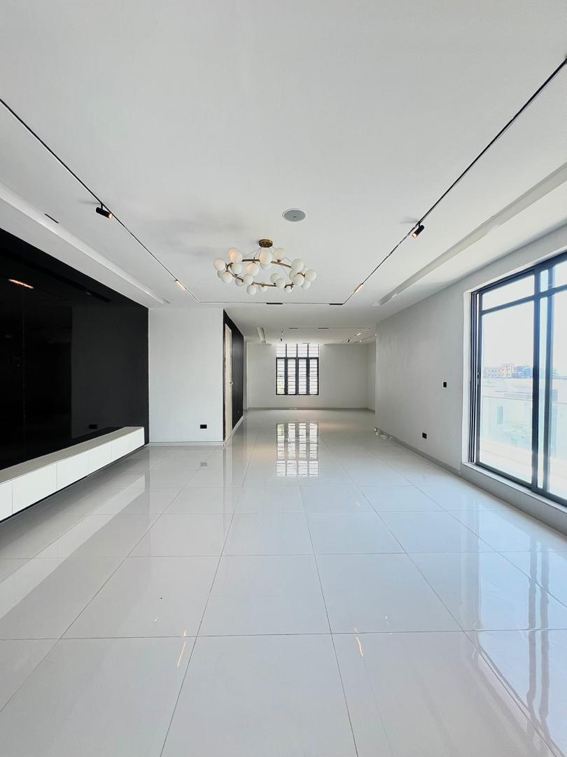 WhatsApp Image 2026-04-01 at 16.14.31 (1)