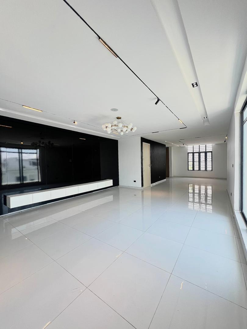 WhatsApp Image 2026-04-01 at 16.14.31