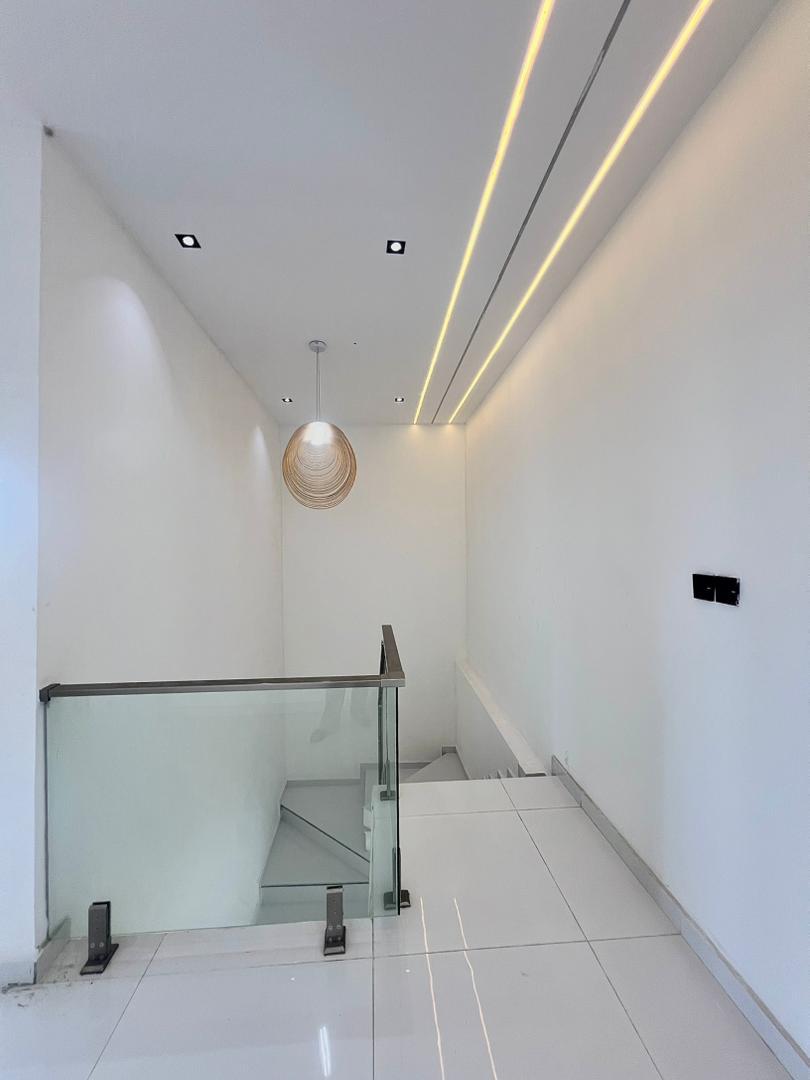 WhatsApp Image 2026-04-01 at 16.14.32 (2)