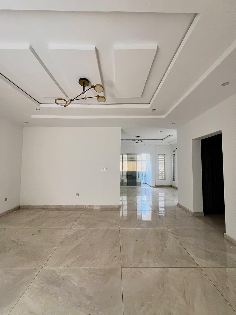 WhatsApp Image 2026-04-01 at 19.18.38 (3)